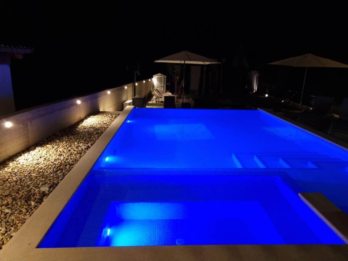 Villa Lukas Sukosan Exterior photo