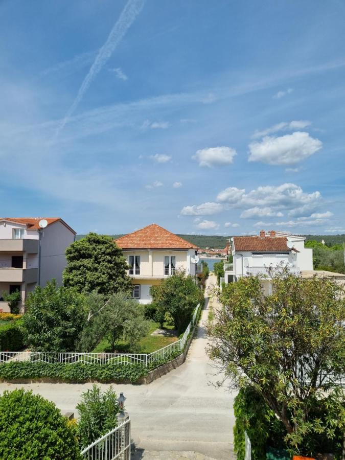 Villa Lukas Sukosan Exterior photo